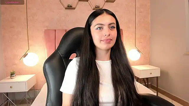 Snapshot of magic_fernanda chatting on March 5, 11:16 pm magic fernanda online show from March 5, 11:16 pm