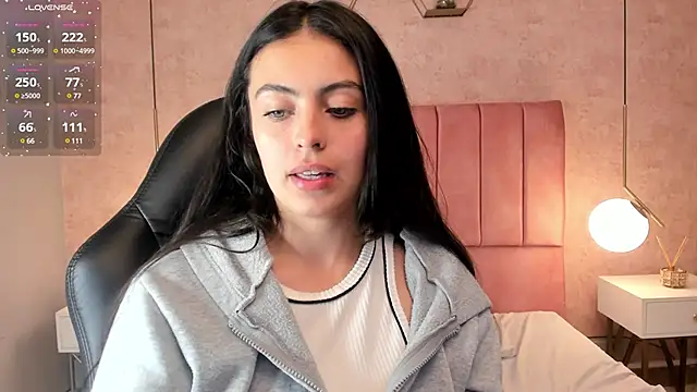 Snapshot of magic_fernanda chatting on March 6, 11:20 pm magic fernanda online show from March 6, 11:20 pm