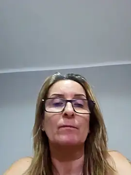 Snapshot of Steffi45 chatting on February 24, 9:07 am Steffi45 online show from February 24, 9:07 am