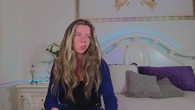 Real Tini online show from September 10, 11:54 am