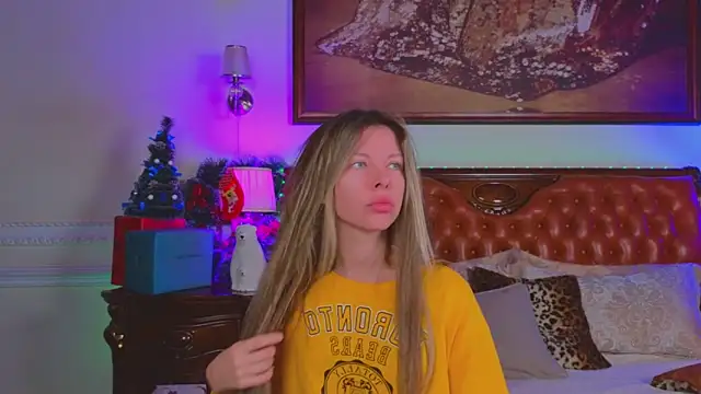 Real Tini online show from December 19, 6:20 am