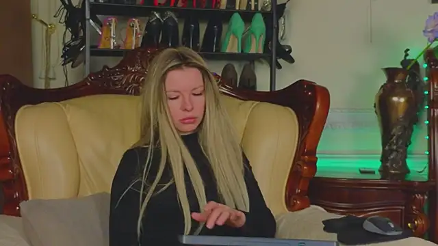 Real Tini online show from March 30, 6:25 am