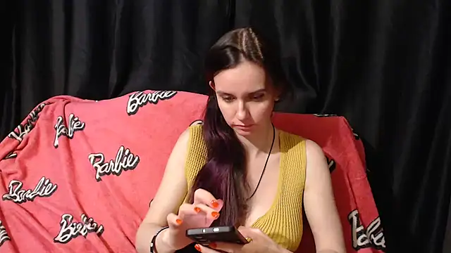Snapshot of Milana69 chatting on March 17, 1:18 pm Milana69 online show from March 17, 1:18 pm