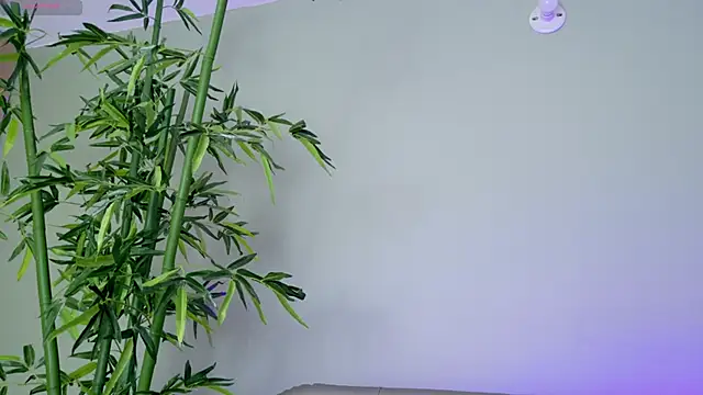 were-Naughty online show from January 26, 4:30 pm