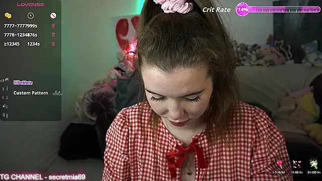 SecretDesireMe online show from October 4, 9:35 pm