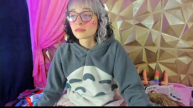 Snapshot of neeko_princes chatting on January 24, 3:13 pm neeko princes online show from January 24, 3:13 pm