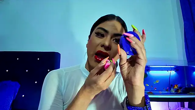 Snapshot of Aliice_Doll chatting on April 21, 1:42 am Aliice Doll online show from April 21, 1:42 am