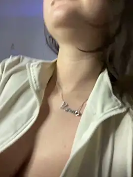 chunliklk online show from March 1, 11:37 pm