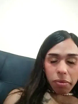 pretty ariiel online show from June 6, 2:44 pm