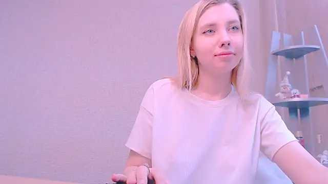 Snapshot of AliceFire_ chatting on January 28, 10:34 am AliceFire online show from January 28, 10:34 am