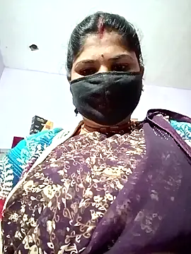 Hotmohni online show from February 4, 4:39 pm