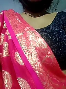 Hotmohni online show from March 10, 10:45 pm