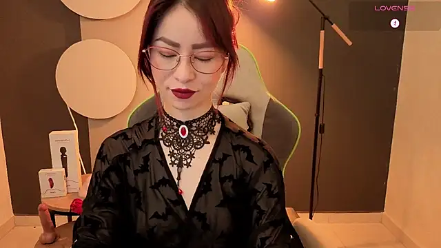 rosse 98  online show from February 9, 1:04 pm