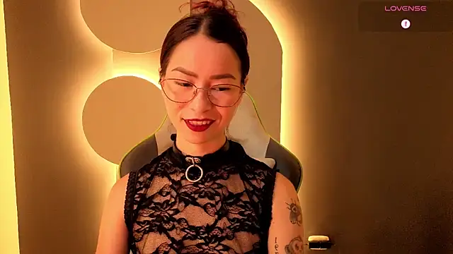 Snapshot of rosse_98_ chatting on May 9, 1:16 pm rosse 98 online show from May 9, 1:16 pm