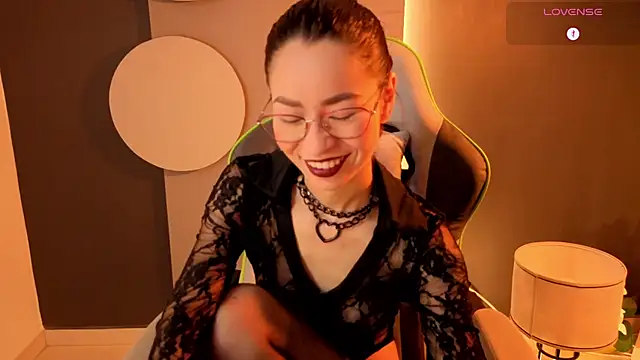 Snapshot of rosse_98_ chatting on May 26, 2:02 pm rosse 98 online show from May 26, 2:02 pm