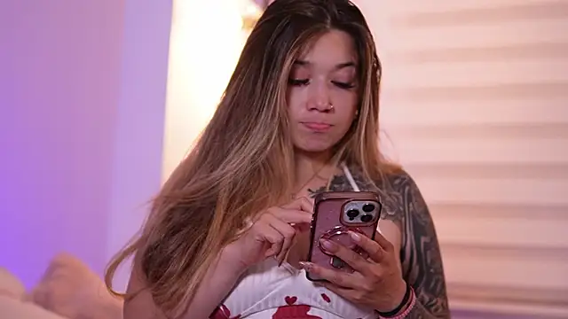 lilith gray9 online show from April 2, 12:08 am