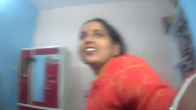 reemacouple007 online show from November 14, 4:11 am