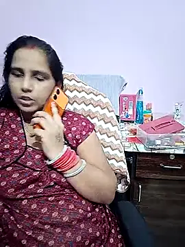 reemacouple007 online show from July 18, 6:50 am