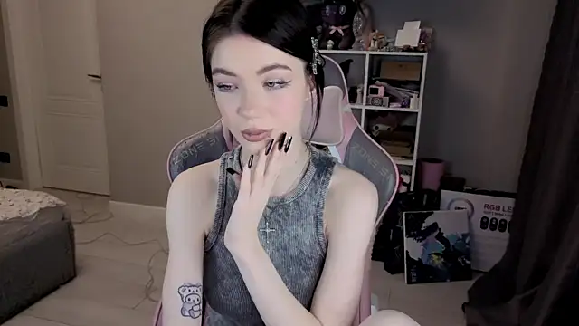 Aliceblush online show from February 11, 3:17 pm