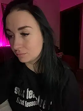 Roxana Bell online show from February 13, 8:13 pm