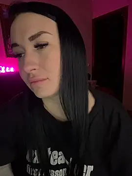 Roxana Bell online show from February 14, 8:26 pm