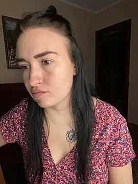 Roxana Bell online show from April 5, 2:47 pm