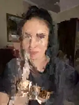 Snapshot of Roxana_Bell chatting on May 29, 1:53 pm Roxana Bell online show from May 29, 1:53 pm