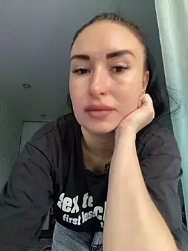 Snapshot of Roxana_Bell chatting on May 30, 11:29 am Roxana Bell online show from May 30, 11:29 am
