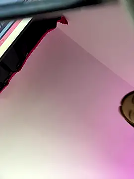 Snapshot of little_tifanny82 chatting on October 31, 1:23 pm little tifanny82 online show from October 31, 1:23 pm