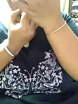 Snapshot of Ravina_patil1 chatting on January 10, 9:13 am Ravina patil1 online show from January 10, 9:13 am