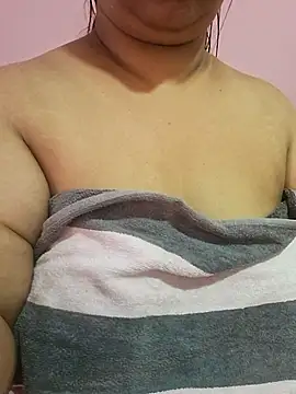 Ravina patil1 online show from March 30, 6:36 am