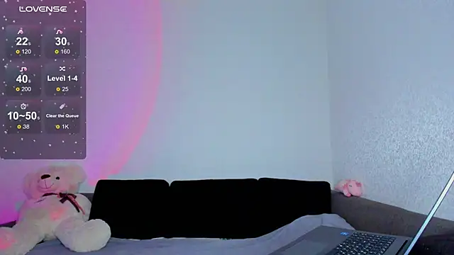 misspollywow online show from September 19, 5:02 pm