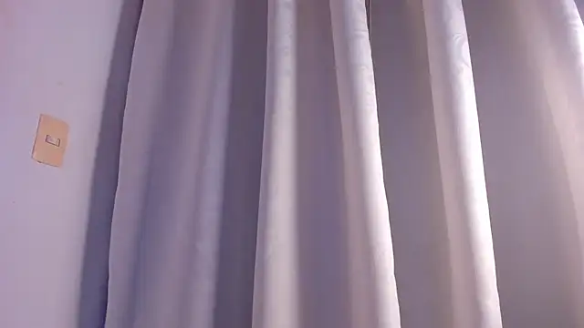 Snapshot of Avaline_Blancx chatting on March 2, 5:01 am Avaline Blancx online show from March 2, 5:01 am