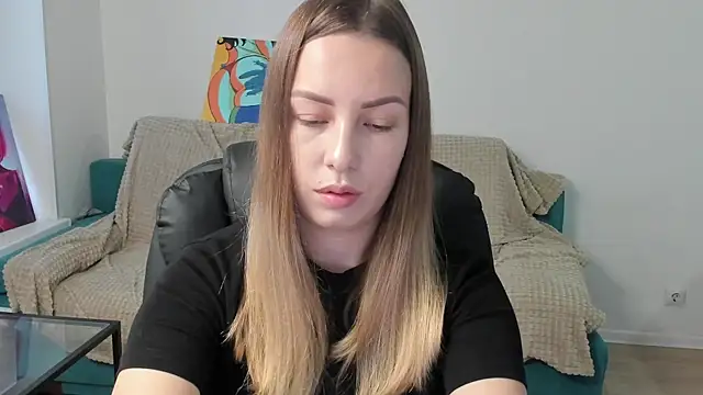 Mia shy1 online show from November 28, 6:27 am