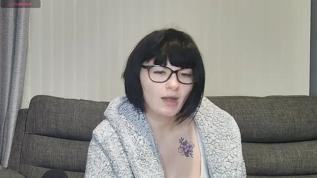 SquirtingIrishShannon online show from February 25, 9:57 pm