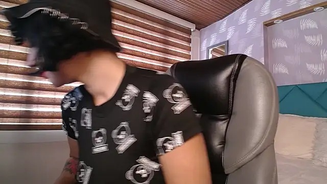 Moony 14 online show from March 6, 2:18 pm