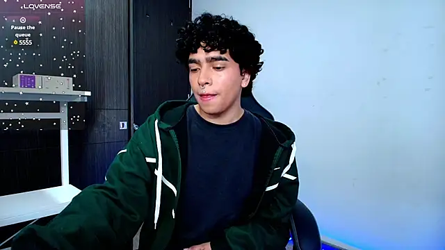 Snapshot of _nickconnor01 chatting on January 25, 9:14 pm  nickconnor01 online show from January 25, 9:14 pm