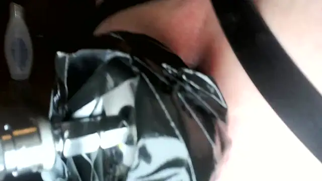 Snapshot of Asschurch chatting on February 1, 3:28 pm Asschurch online show from February 1, 3:28 pm