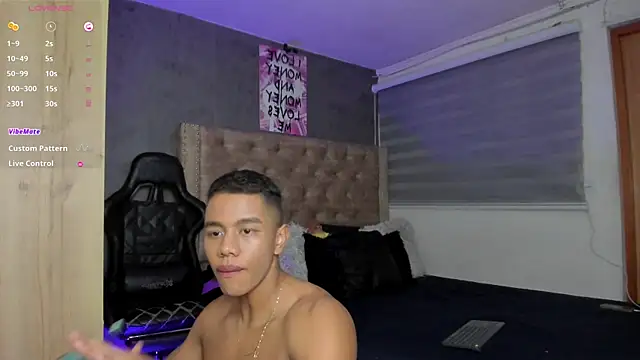  Jackson Brown online show from April 11, 3:55 am