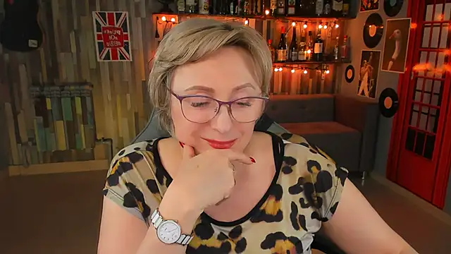 sugar vivien online show from February 27, 4:10 pm