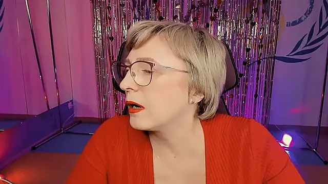 sugar vivien online show from February 28, 1:14 pm