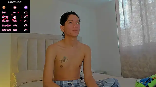 JulianRose 1 online show from October 2, 12:45 pm