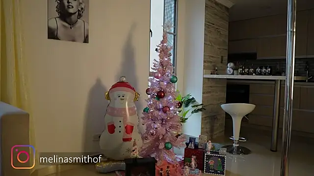 Melina-Smith online show from December 7, 10:50 pm