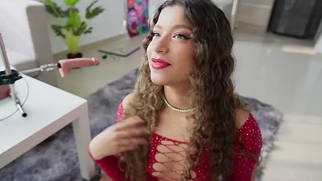 Melina-Smith online show from February 4, 9:41 pm