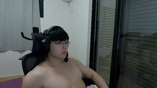 Tkcqcc online show from October 1, 4:46 pm