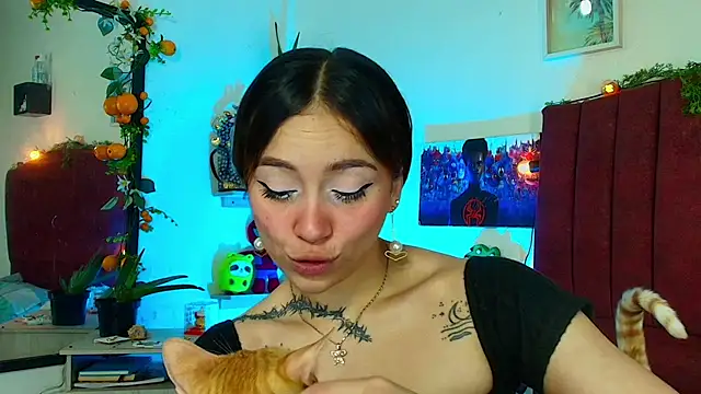 alisson zafiro  online show from March 31, 3:19 am