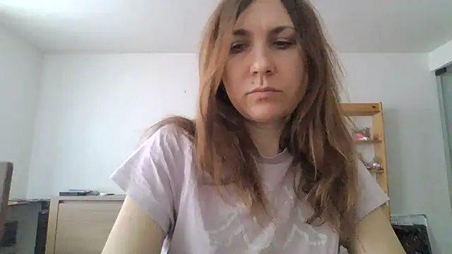 JasmineGlamour online show from April 13, 3:06 pm