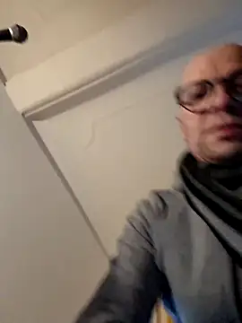 wedge75 online show from March 31, 2:50 pm