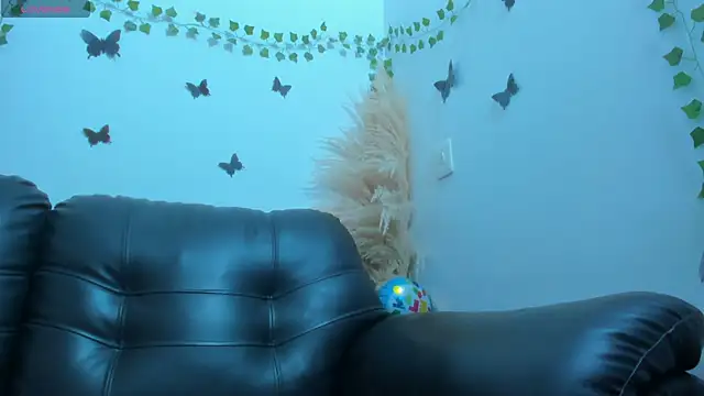 Amani Bakir online show from February 28, 12:17 pm