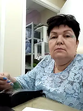 FantasyMichelle online show from December 31, 12:15 pm